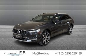 Volvo V90 Cross Country Ultimate B5 AWD Geartronic bei Autohaus L.E.B in 