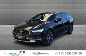 Volvo V90 Cross Country Ultimate B4 AWD Geartronic bei Autohaus L.E.B in 